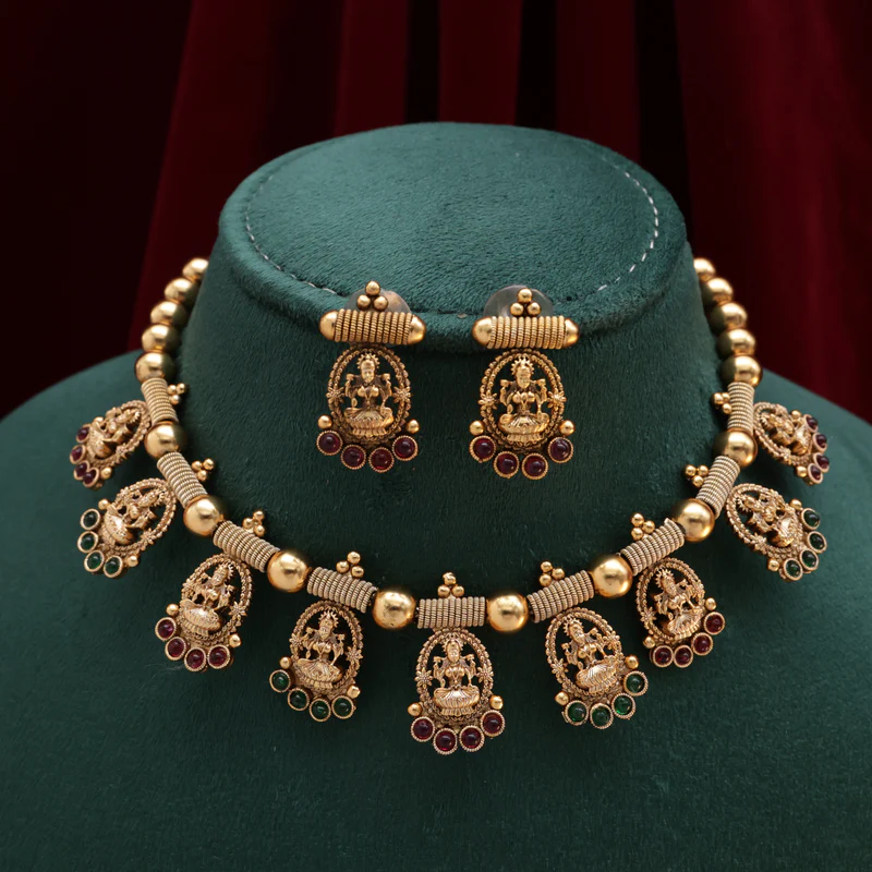 Gold Look Lakshmi Kemp Oval Coins Kerala Necklace set